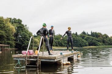 هتل Fritton Lake   The Clubhouse