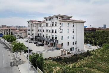 هتل Ji Ordos Wanzheng Plaza