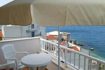 پانسیون Apartments Jereb