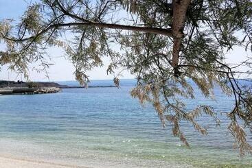 پانسیون Apartments Sun & Sea