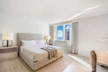 هتل آپارتمان 1 Homes South Beach   Private Luxury Condos  Ocean Front