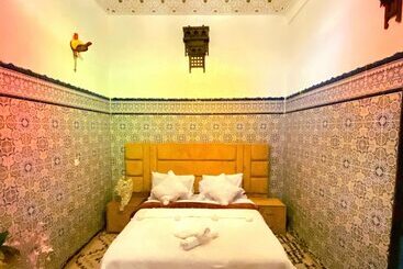 تختخواب و صبحانه Dar Merzouga Meknes