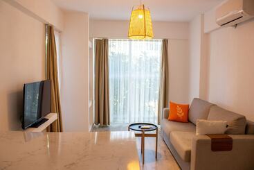 هتل Aloha Suites Mediterranean