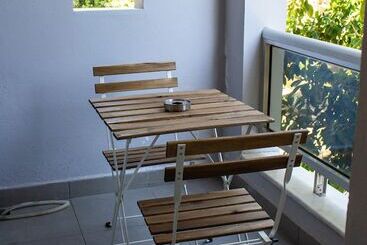 هتل Aloha Suites Mediterranean