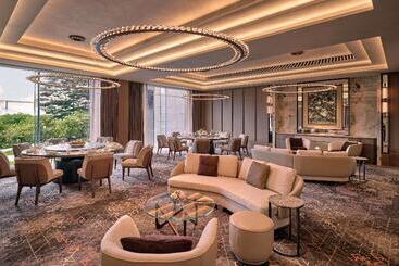 هتل Conrad Shenzhen