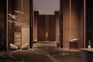 هتل Conrad Shenzhen