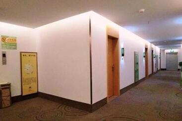 هتل Greentree Inn Baoji Fengxiang District Donghu