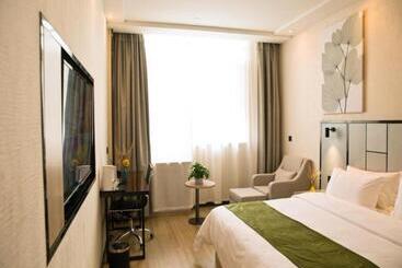 هتل Greentree Inn Xinjiang Kashgar Food Street