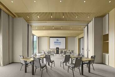 هتل Hilton Nanjing Niushoushan