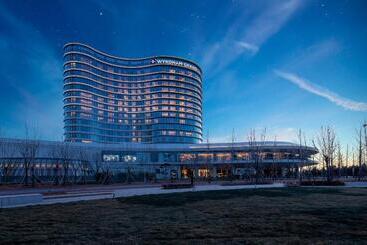 هتل Wyndham Grand Shanxi Xiaohe Xincheng