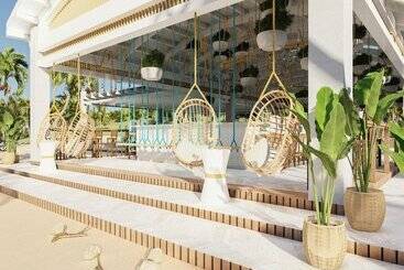 Serenade All Suites - Adults Only Resort