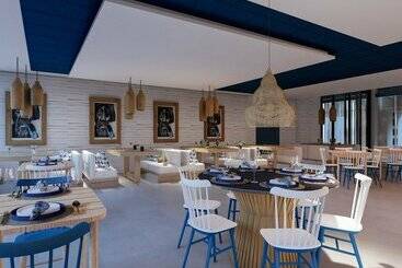 Serenade All Suites - Adults Only Resort