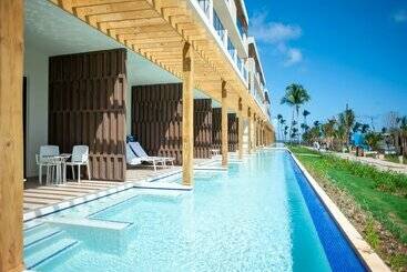Serenade All Suites - Adults Only Resort