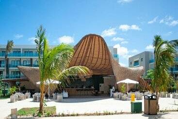 Serenade All Suites - Adults Only Resort