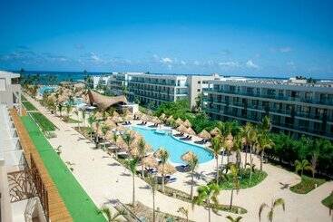Serenade All Suites - Adults Only Resort