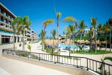Serenade All Suites - Adults Only Resort