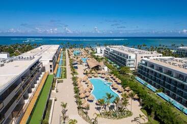Serenade All Suites - Adults Only Resort