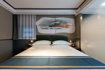 Time Traveller Boutique Hotel Near Beijing National Stadium , Olympic Forest Park , National Conve