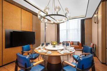 هتل Four Points By Sheraton Chongqing, Yongchuan