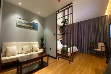 هتل Greentree Inn Express Datong Highspeed Railway Station Wanda Plaza Fangte