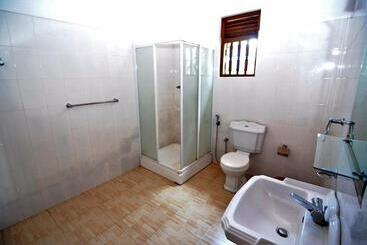 هتل Mangrove Villa   Yoga & Ayurveda