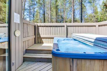 هتل Meadow House 11 | Discover Sunriver