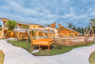 هتل Pearl Sunset Resort