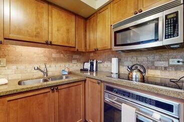 هتل Resort At Squaw Creek S 806 & 808