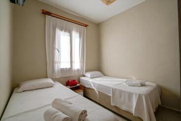 酒店 çuhadar Ahşap Evleri̇