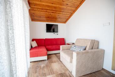 酒店 çuhadar Ahşap Evleri̇