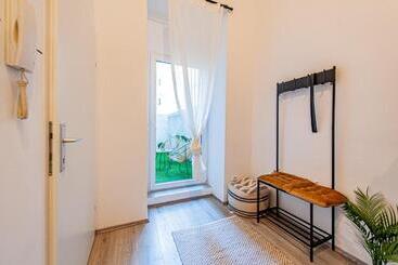 My City Apartment   Vienna Cosy Room