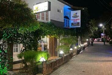 Beach Walk Hotel Unawatuna