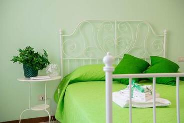 تختخواب و صبحانه Casa Di Nora