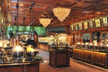 تختخواب و صبحانه Le Bourget   Suite Romantique