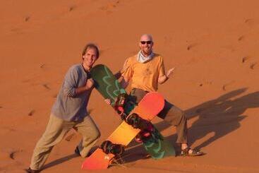 تختخواب و صبحانه Merzouga Luxury Tent