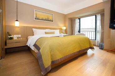 Cm Serviced Apartment