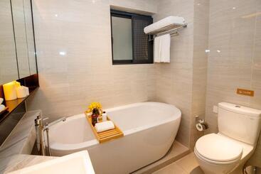 Cm Serviced Apartment