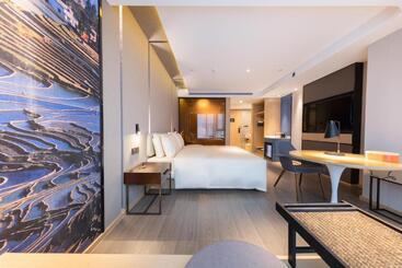 Atour Hotel Kunming Hi Tech Wuyue Plaza