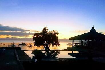 هتل Cebu Seaview Dive Resort