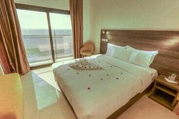 هتل Marina Dreams