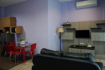 هتل Oyo 1097 Appartel Cempaka