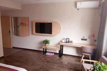 Thank Inn Plus Hotel Shanxi Taiyuan Xiaodian District Rongjun North Street High Speed Railway Statio