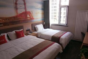 Thank Inn Plus Hotel Shanxi Taiyuan Xiaodian District Rongjun North Street High Speed Railway Statio