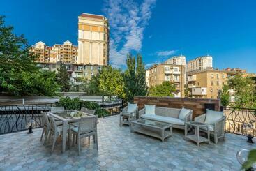 Ivy Garden Hotel Baku