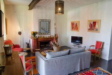 La Ferrade Chambres D Hôtes B&b