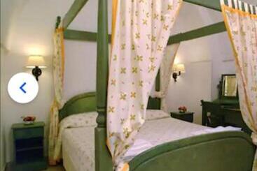 پانسیون Room In Bb   Ancient Masseria Near The Sea In A Quiet Olive Trees Elegant And Familiary Ambi