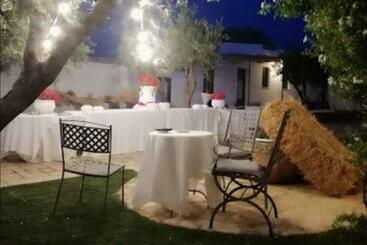 پانسیون Room In Bb   Ancient Masseria Near The Sea In A Quiet Olive Trees Elegant And Familiary Ambi
