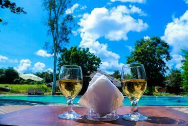 استراحتگاه Cloudz Sigiriya