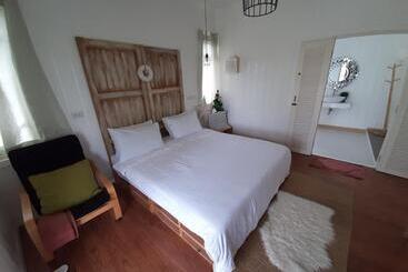 استراحتگاه Terrua Main Ten Villa Garden