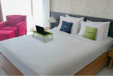 Urbanview Hotel Crown Tasikmalaya By Reddoorz